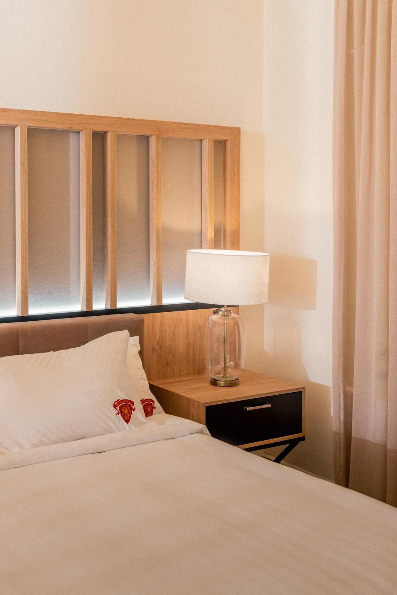 Hotel Saint Georges Beirut Al Marfa' ภายนอก รูปภาพ
