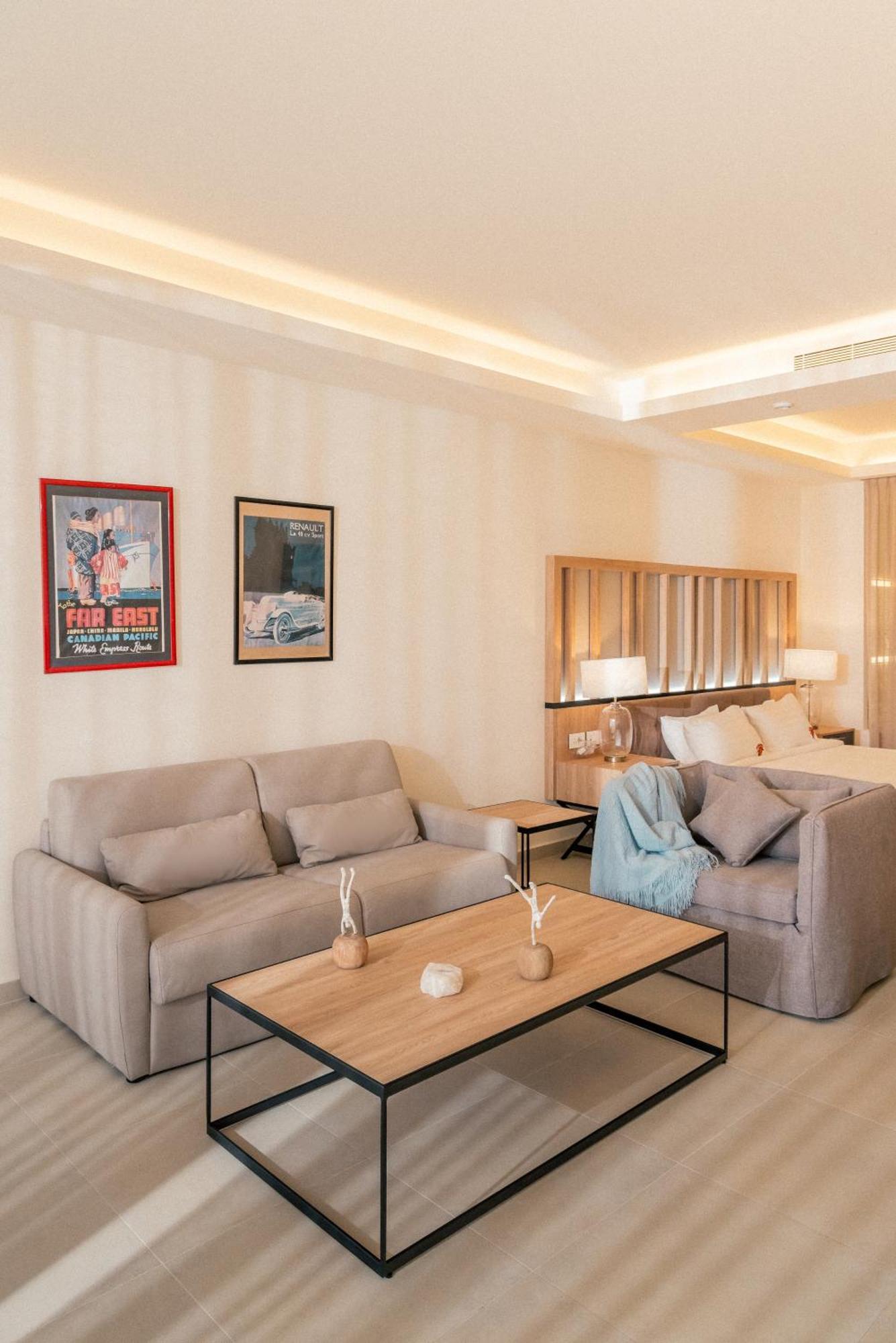Hotel Saint Georges Beirut Al Marfa' ภายนอก รูปภาพ